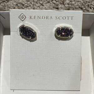 Kendra Scott Glittering Dark graphite glitter Earrings new studs